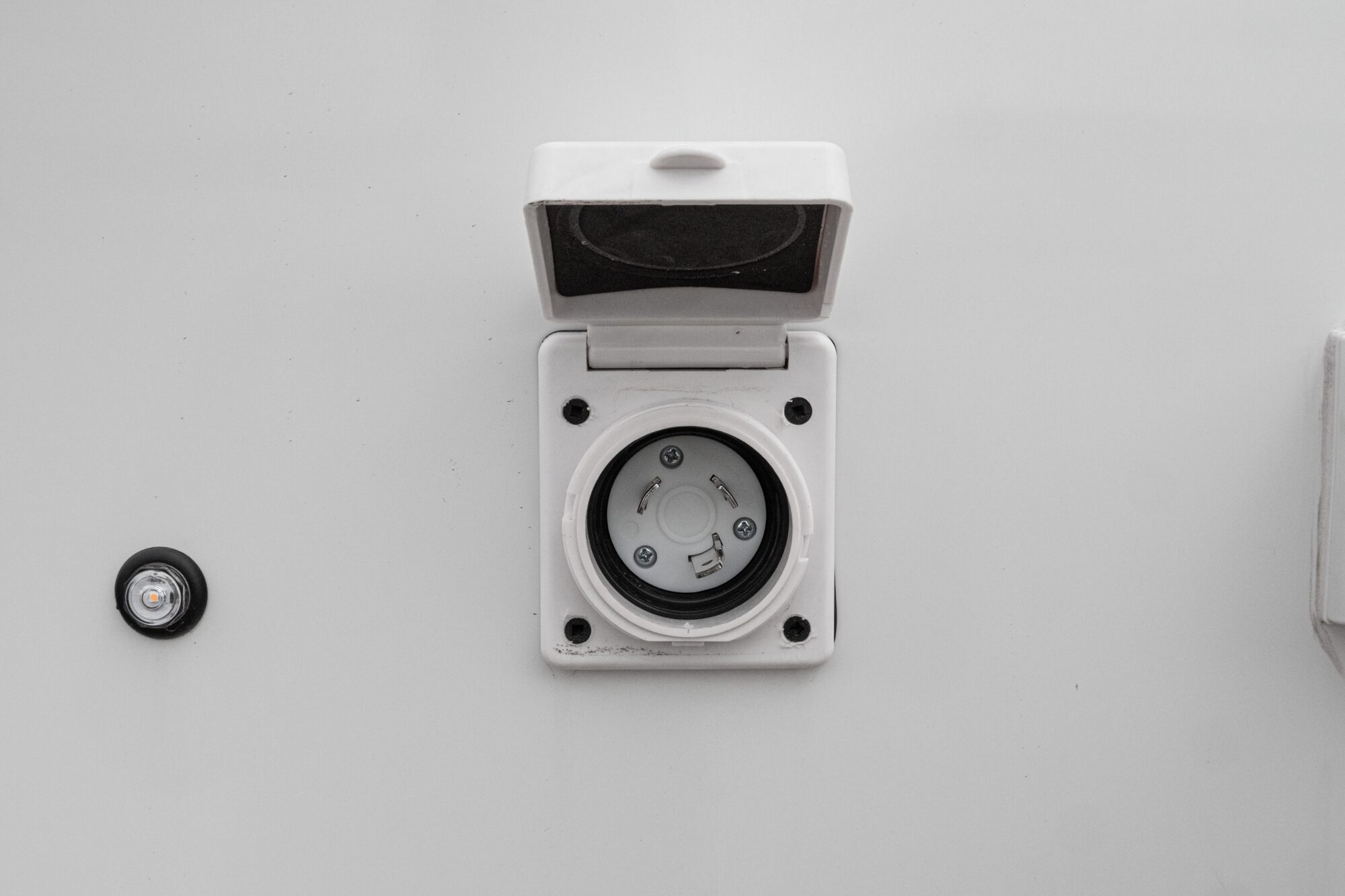 Pace American PXT Enclosed Cargo Trailer Exterior Plug 2
